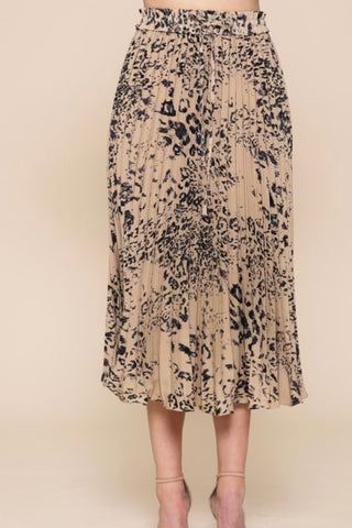 Abstract Print Pleated Skirt